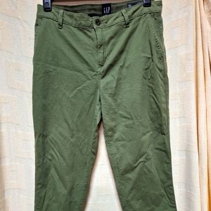 Gap Relaxed Girlfriend Pants!